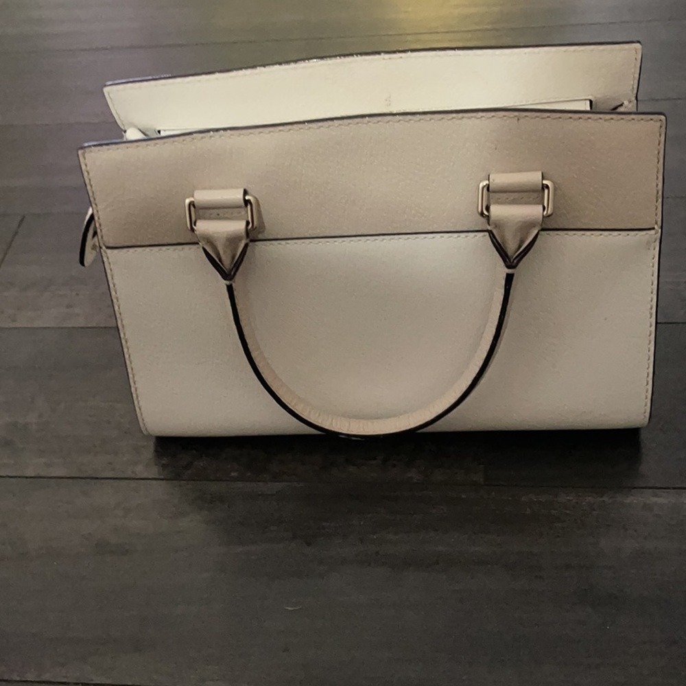 Kate spade medium tote/ crossbody - Picture 2 of 2